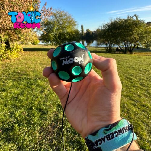 Bounceback MOON BALL на резинці купити на toxic-room.com | Вигідна
